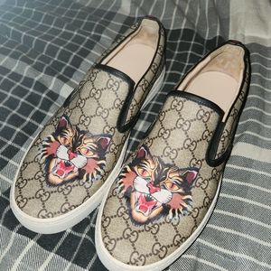 Gucci angry cat loafers